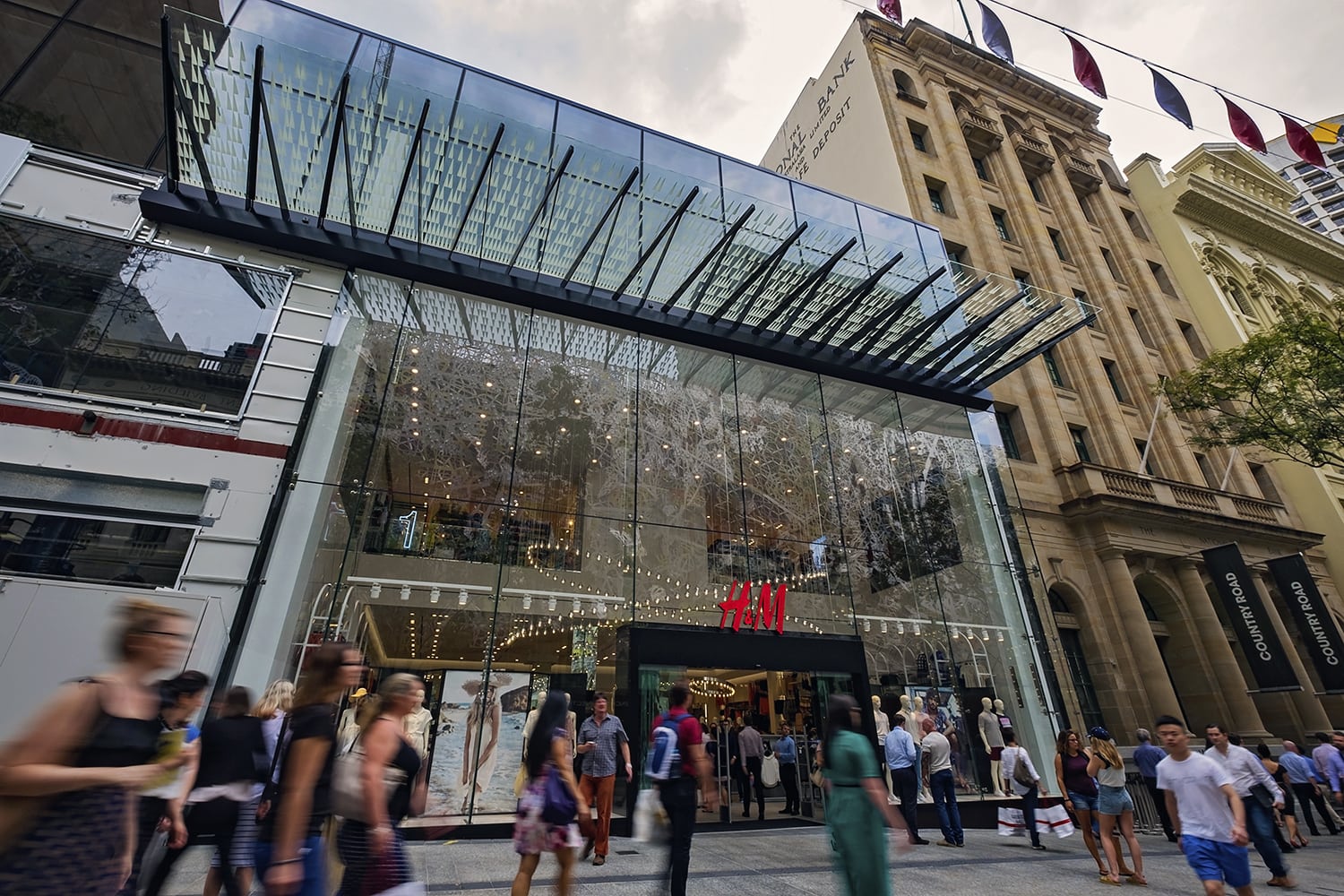 Flagship Retail Openings - Brisbane's Queen Street Mall